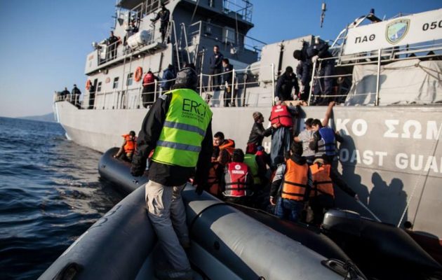 DW: H ελληνική δικαιοσύνη και οι θάνατοι προσφύγων στη Μεσόγειο