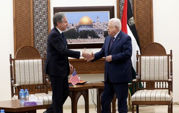 Ο Μπλίνκεν συναντήθηκε με τον πρόεδρο Αμπάς στη Ραμάλα