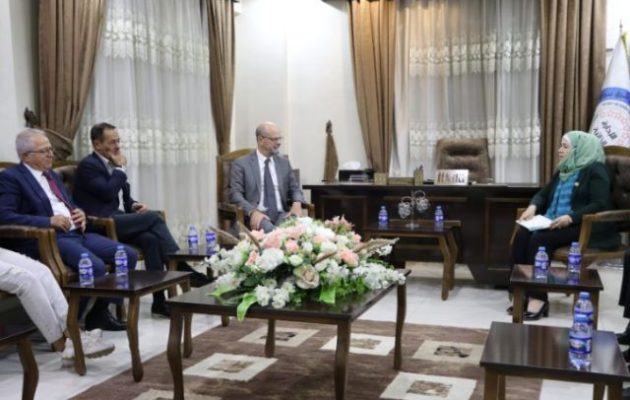 Αντιπροσωπεία του Μακρόν επισκέφθηκε την Αυτόνομη Διοίκηση της Βόρειας και Ανατολικής Συρίας (AANES)