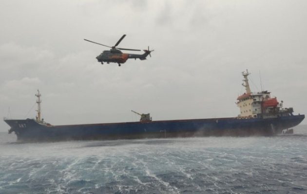 Ναυάγιο στη Λέσβο: Ένας νεκρός και 12 αγνοούμενοι ναυτικοί