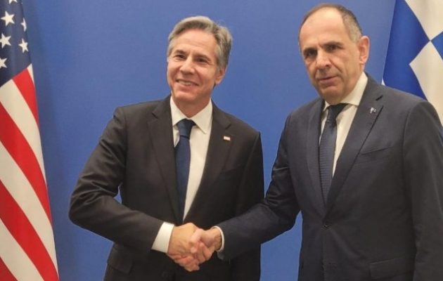 ΝΑΤΟ: Γεραπετρίτης και Μπλίνκεν επιβεβαιώνουν το άριστο επίπεδο των σχέσεων Ελλάδας και ΗΠΑ