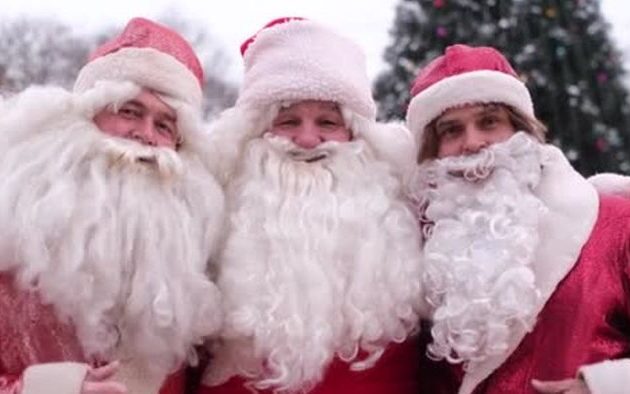 Κηφισιά: Ληστές ντυμένοι Άγιοι Βασίληδες ρώτησαν «να τα πούμε;» και πήραν το χρηματοκιβώτιο