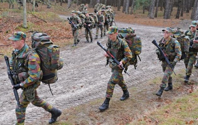 Αν ο βελγικός στρατός πάει σε πόλεμο θα αναγκαστεί να πετά πέτρες