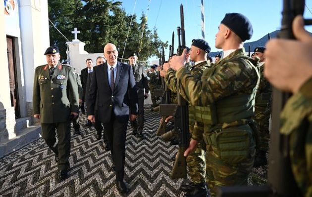 Δένδιας από Σύμη: Υπερηφάνεια για τις Ένοπλες Δυνάμεις που φυλάσσουν τα ακριτικά μας νησιά