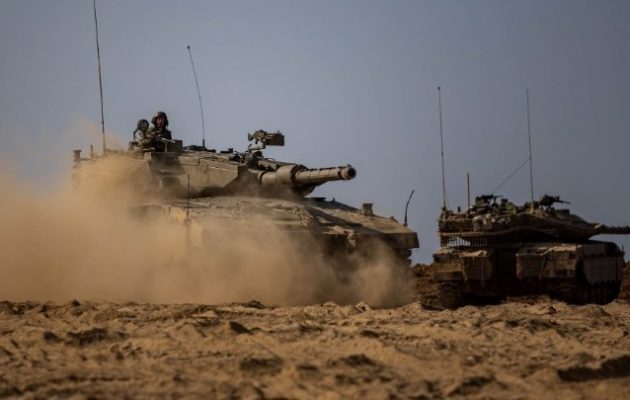 Ισραηλινά άρματα μάχης προωθούνται βαθιά στη Γάζα