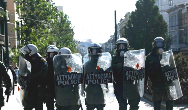 Τέλος στην «ανταρσία» των ΜΑΤ: Στη Λεωφόρο οι διμοιρίες με παρέμβαση του διοικητή της ΓΑΔΑ