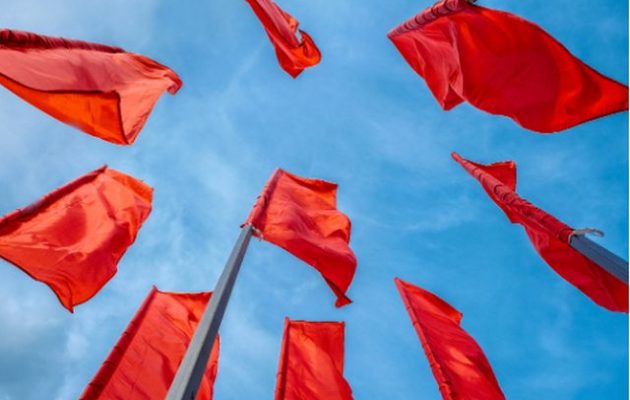 Δημοσκόπηση GPO: Οι «ψυχάκηδες» κομμουνιστογενείς κατακερμάτισαν τη δημοκρατική παράταξη