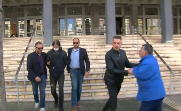 Θεσσαλονίκη: Πολίτης όρμησε στον Νορβηγό που έσφαξε αστυνομικό