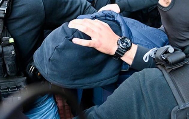 Μητέρα 18χρονου χούλιγκαν: «Τον έδωσαν οι μεγάλοι, για να σώσουν το τομάρι τους»