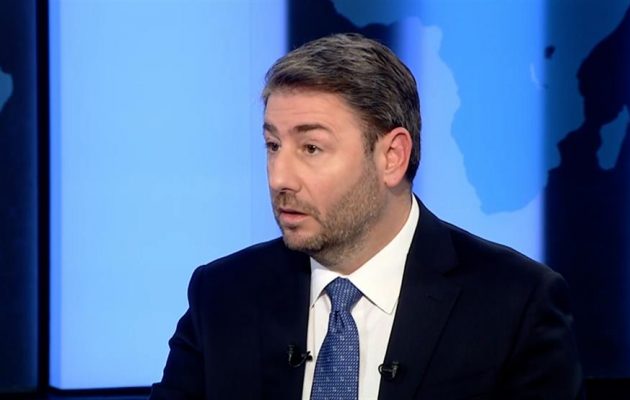 Ανδρουλάκης: Τροχονόμος ισχυρών συμφερόντων ο Μητσοτάκης – Σε βέρτιγκο ο ΣΥΡΙΖΑ