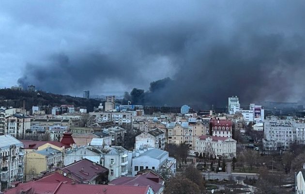 Η Ρωσία σφυροκοπά Κίεβο και Χάρκοβο μετά την υπόσχεση Πούτιν για εκδίκηση