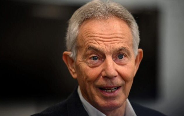 Ο Τόνι Μπλερ διέψευσε ότι συζήτησε με Ισραηλινούς την «εθελοντική επανεγκατάσταση» των Γαζαίων