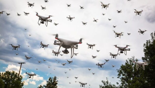 «Οι ελληνικές ένοπλες δυνάμεις μπορούν να έχουν ένα καινούργιο σώμα με αυτοκτονικά ντρόουν»