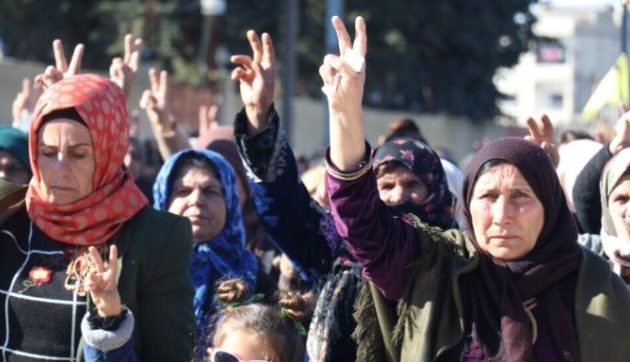 Η Κομπάνι της Συρίας εόρτασε την 9η επέτειο της λύσης της πολιορκίας της από το Ισλαμικό Κράτος