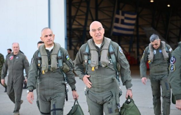 Δένδιας μετά την πτήση με Viper: Τα αεροσκάφη είναι έτοιμα να προστατεύουν την πατρίδα μας