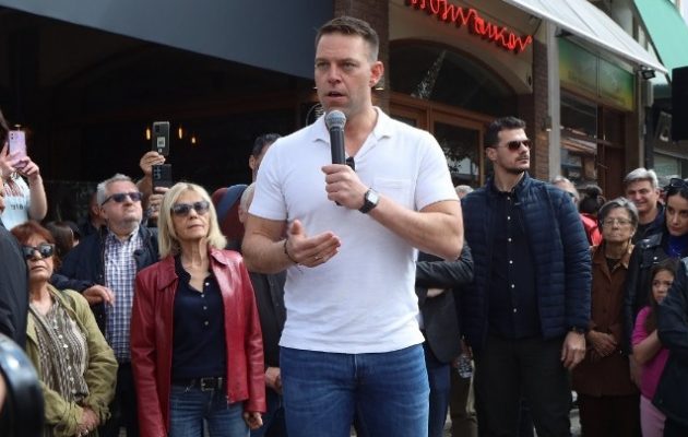 Κασσελάκης: Είμαι περήφανος για τη χώρα μου, αλλά όχι για όλα όσα συμβαίνουν στη χώρα μου