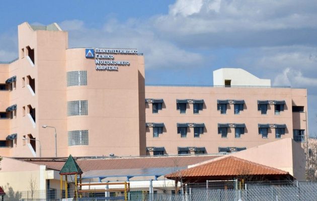 Καταρρέουν τα νοσοκομεία – Στη Λάρισα έπεσε πόρτα και τραυμάτισε ακτινολόγο