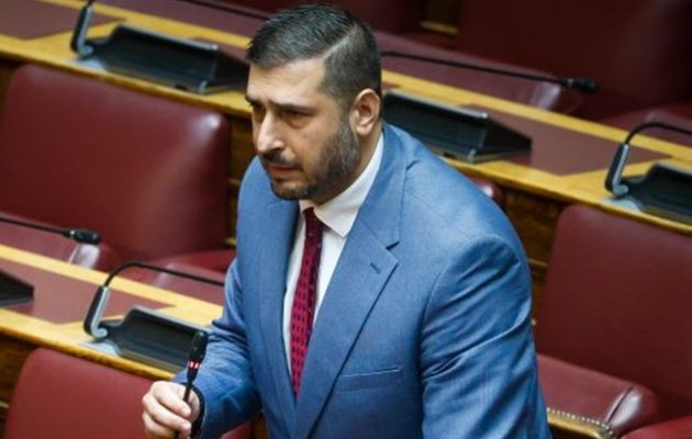 Καταψηφίζει την πρόταση μομφής ο πρώην «Σπαρτιάτης», ανεξάρτητος βουλευτής Χάρης Κατσιβαρδάς
