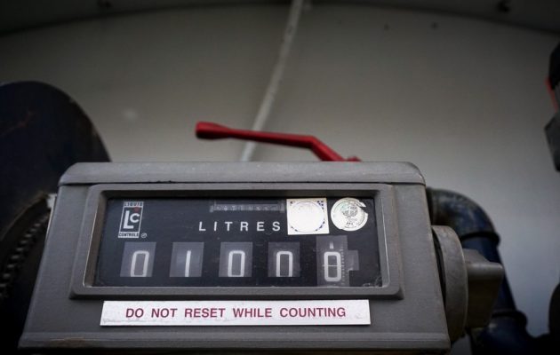 Πότε μπαίνει το επίδομα θέρμανσης και η έκπτωση στους λογαριασμούς ρεύματος