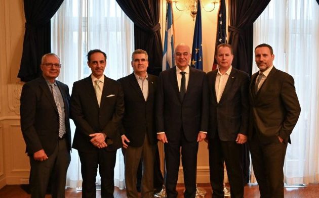 Ο Νίκος Δένδιας συναντήθηκε με ομογενείς στη Βοστώνη