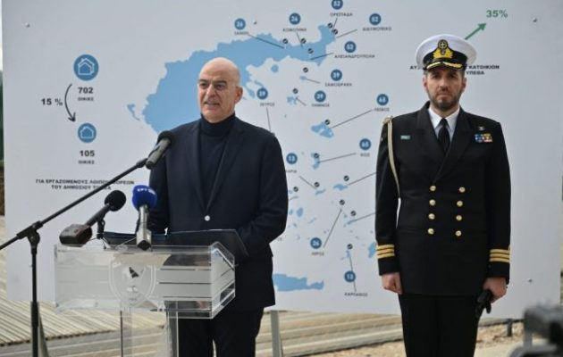 Ο Νίκος Δένδιας στην τελετή θεμελίωσης συγκροτήματος οικιών για στελέχη των Ενόπλων Δυνάμεων στην Ορεστιάδα