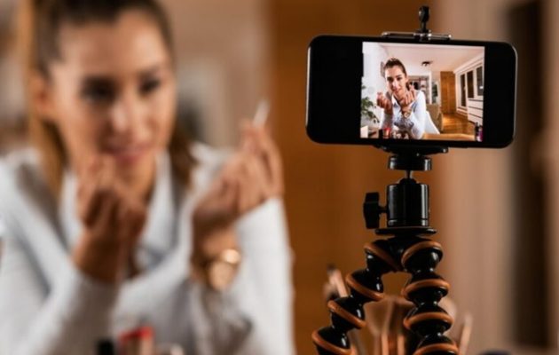 Πανευρωπαϊκός έλεγχος σε «influencers» – 20 Έλληνες στη λίστα