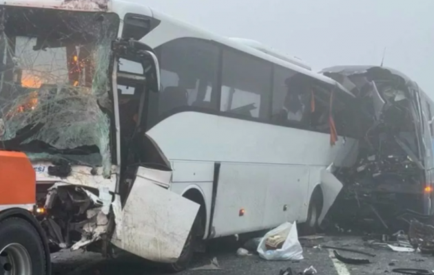 Τουρκία: Τρομακτικό τροχαίο με 10 νεκρούς και 39 τραυματίες