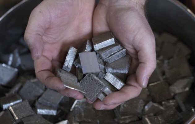 ΗΠΑ: Επιστήμονες ανακάλυψαν «θησαυρό» αξίας 540 δισ. δολ. στον πυθμένα τεράστιας λίμνης