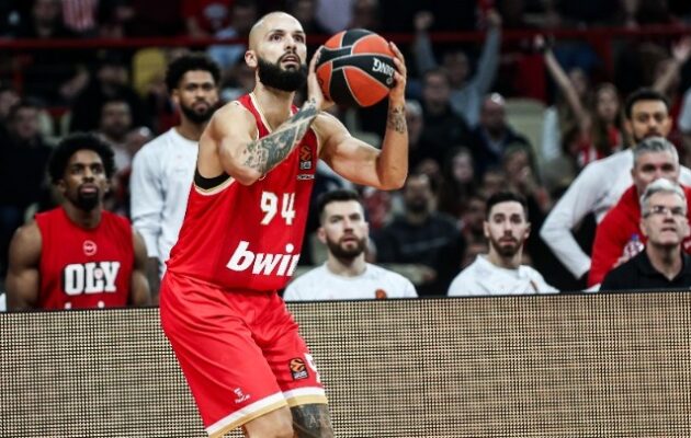 Euroleague: Πρώτος και καλύτερος ο Ολυμπιακός μετά τη νίκη με 99-93 επί της Μακάμπι Τελ Αβίβ