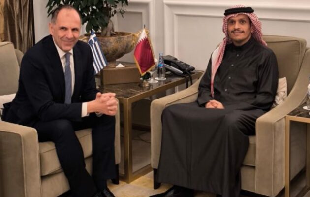 Ο Γεραπετρίτης στο Κατάρ συζήτησε με τον σεΐχη Μοχάμεντ την επόμενη ημέρα στη Μέση Ανατολή