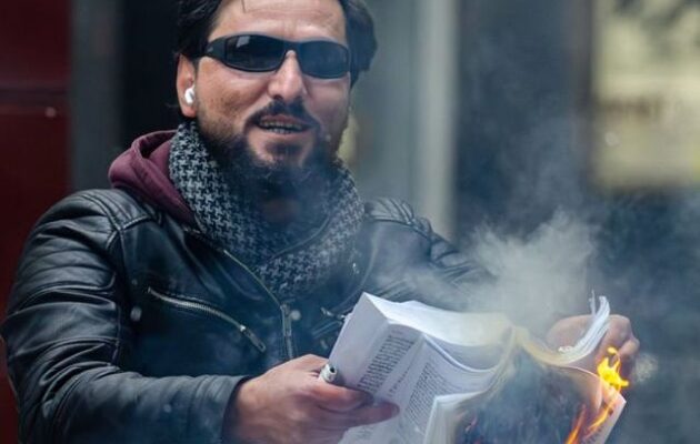 Ο Ιρακινός Χριστιανός που έκαψε το Κοράνι, πυροβολήθηκε θανάσιμα σε ζωντανή μετάδοση