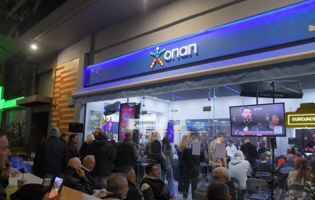 Με Νίκο Αναστόπουλο στην… επίθεση το Πάμε Στοίχημα Football Party by Gazzetta για το ΑΕΚ-Ολυμπιακός