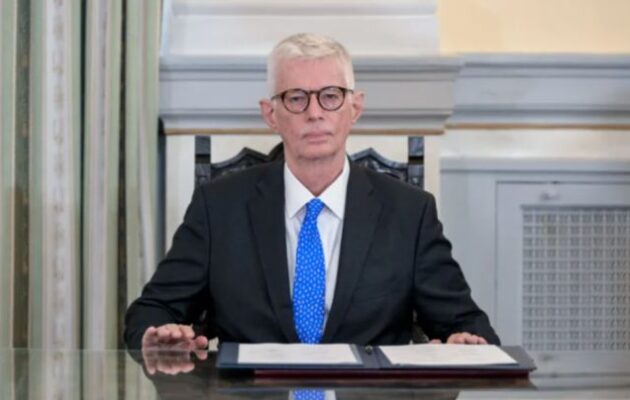 Αρίστος Δοξιάδης: Παραιτήθηκε από υφυπουργός Ανάπτυξης μετά τις καταγγελίες του ΣΥΡΙΖΑ