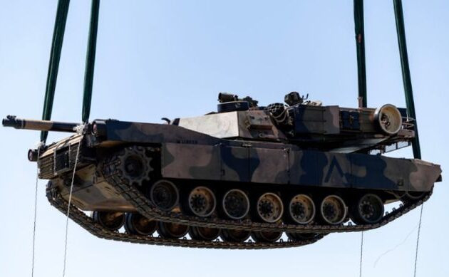 Προβληματισμός για την καταλληλότητα των Abrams και εικασίες για ειρήνη καθυστερούν την αυστραλιανή βοήθεια στην Ουκρανία