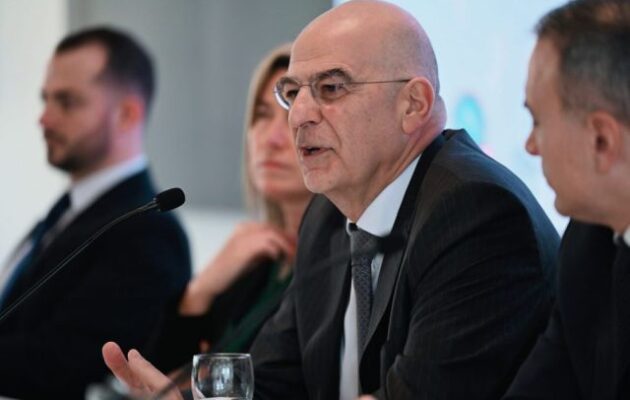 Νίκος Δένδιας: «Δεν μπορείτε να επιβιώσετε, αν οι άλλοι δίνουν τη μάχη για εσάς· αυτό μας διδάσκει η Ιστορία»