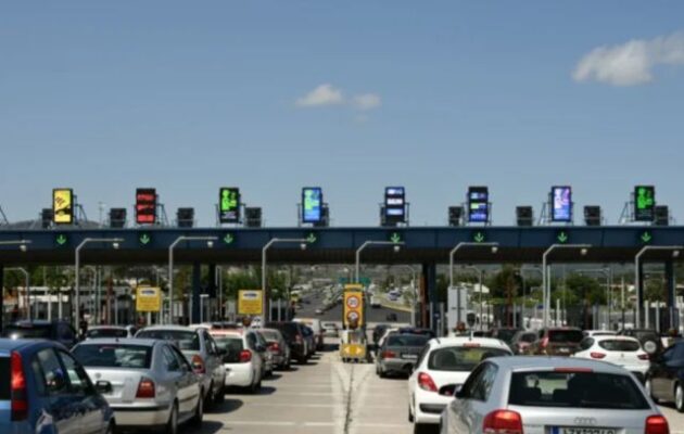 Iδιαίτερα αυξημένη η κίνηση στην Αθηνών-Κορίνθου – Καθυστερήσεις και στην Αθηνών-Λαμίας