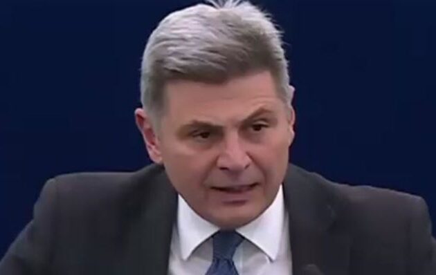 Έξαλλος ο Φαραντούρης με την εκπρόσωπο του ΟΗΕ που εξίσωσε τον Πρόεδρο της Κυπριακής Δημοκρατίας με τον αποσχιστή/κατοχικό Τατάρ του ψευδοκράτους