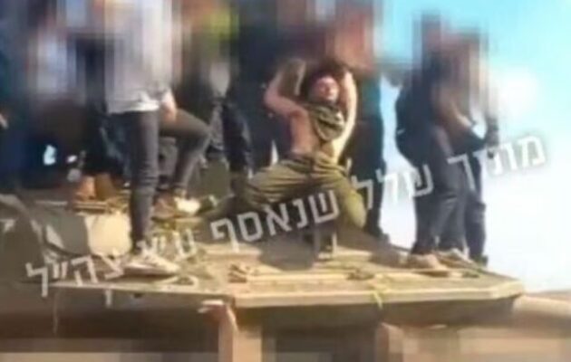 Εικόνες από τη στιγμή της αιχμαλωσίας και του λιντσαρίσματος του Μάταν Άνγκρεστ