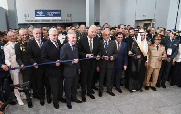 Ο Νίκος Δένδιας εγκαινίασε την DEFEA2025 – Η Ελλάδα στο επίκεντρο της αμυντικής καινοτομίας