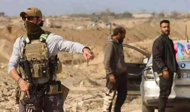 Πράκτορας της CIA και ειδικός σε πολιτοφυλακές ο «Σκιώδης Άνθρωπος» που θα εποπτεύσει τη διανομή ανθρωπιστικής βοήθειας στη Γάζα