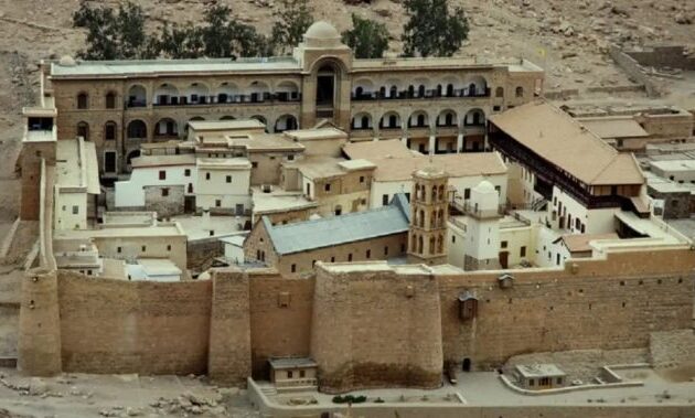 ΥΠΕΞ Αιγύπτου: Η δικαστική απόφαση δεν αλλάζει σε τίποτα το καθεστώς της Μονής Σινά