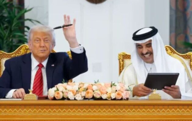 Τραμπ στο Κατάρ: Αμυντικές συμφωνίες και γιγαντιαία αγορά αεροσκαφών από Boeing