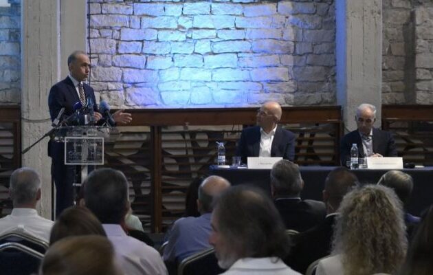 Ο Νίκος Δένδιας στην Κύπρο για την «Αόρατη Συνωμοσία»