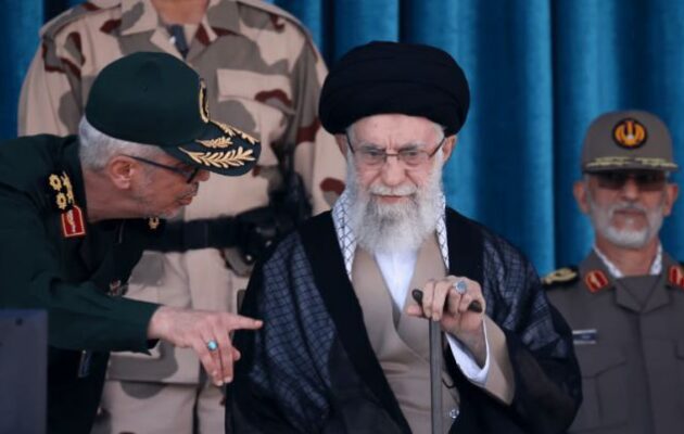 Ο Χαμενεΐ απειλεί στα Εβραϊκά: «Θα δράσουμε δυναμικά κατά του τρομοκρατικού σιωνιστικού καθεστώτος»