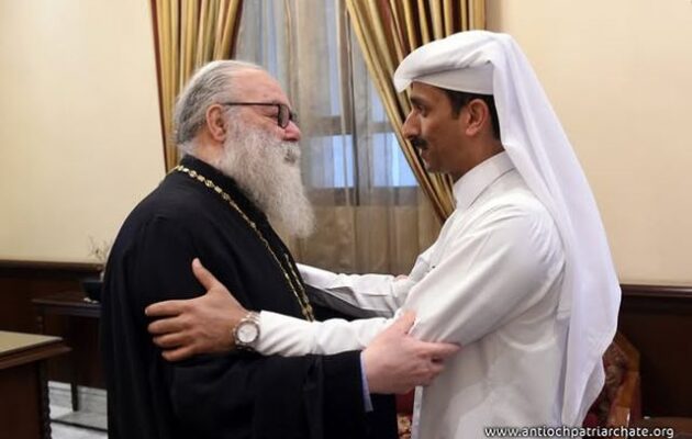 Συρία: Ο Πρεσβευτής του Κατάρ στον Πατριάρχη Αντιοχείας – Το Κατάρ καταδίκασε τη σφαγή στην Ελληνορθόδοξη εκκλησία
