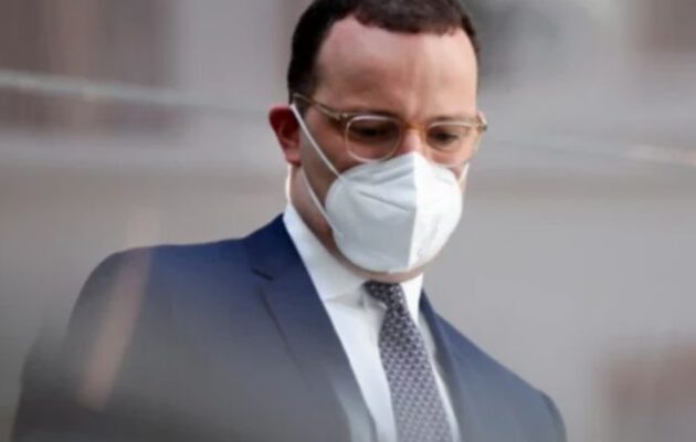 Γερμανία: Ειδική έρευνα εμπλέκει τον Γενς Σπαν σε σκάνδαλο με μάσκες την περίοδο της πανδημίας