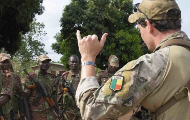 Η Ρωσία ενισχύει την παρουσία της στη Δυτ. Αφρική – Στρατιωτική συνεργασία με το Μπενίν