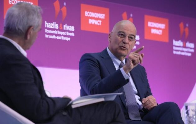 Νίκος Δένδιας στο «The Economist»: «Η ανάγκη μας οδηγεί – Αλλάζουμε τα πάντα»