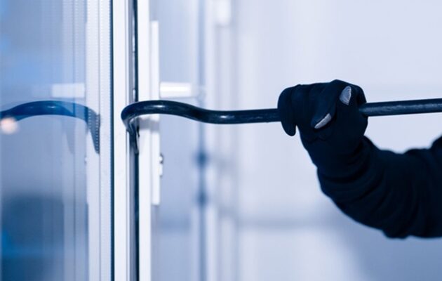 ΚΕΠΚΑ: Πώς να προφυλάξετε το σπίτι σας από τους «θερινούς» διαρρήκτες