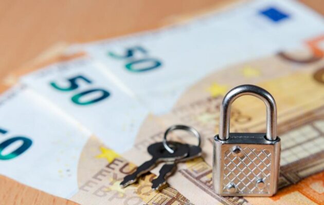 Πνίγουν τις μικρομεσαίες επιχειρήσεις ενέργεια και πληθωρισμός: Αυξήσεις 38% στο λειτουργικό κόστος